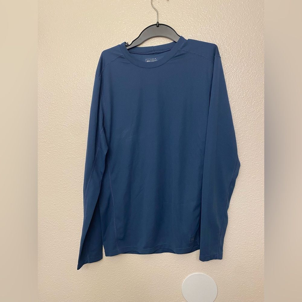 REI long sleeve base layer top polar tec stretch crewneck top blue mens M